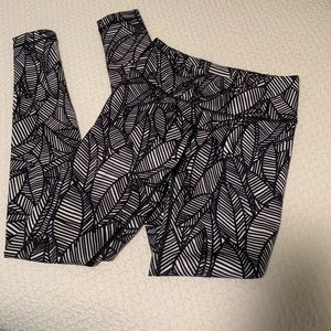 Lululemon Wunder Under Luxtreme Leggings
